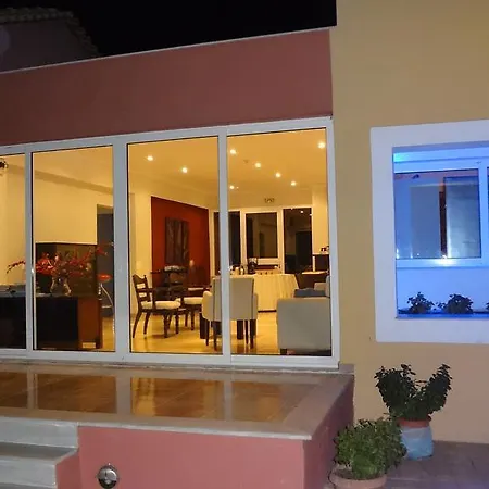 Aparthotel Kalloni Royal